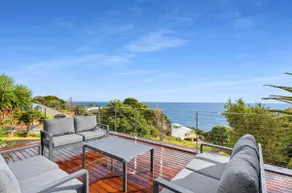 Clifftop Luxury Spectacular Ocean Views - Image 5