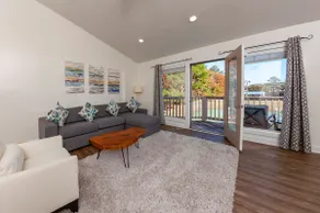 Marina Vista 1 Bedroom Condo - Image 2