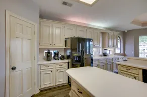 Grills & Boat Dock: ‘Comfy Cove’ on Lake Conroe - Image 3
