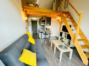 Lovely Apartment With Balcony Near The Lake - Image 5