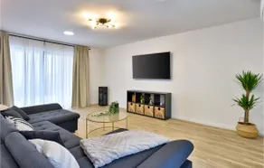 Stunning Home In Klostar Ivanic - Image 3