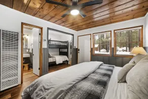 Gem in South Lake Tahoe Rubicon - Image 5
