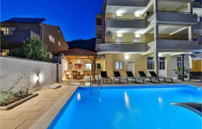 Amazing Apartment In Kastel Gomilica - Image 5