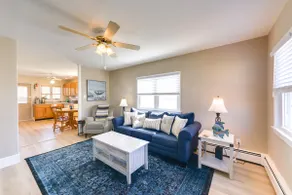 Cozy Villas Cottage w/ Deck, 1/2 Block to Beach! - Image 3