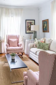 The Winn | Cozy Autumn Blend of History & Style - Image 4