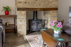 Finest Retreats - Fives Court Cottage - Image 2