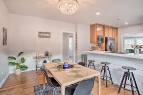 Charming Downtown Home w/ Updated Interior! - Image 2
