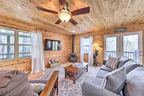 Scenic Murphy Escape with Hot Tub & Fire Pit! - Image 3