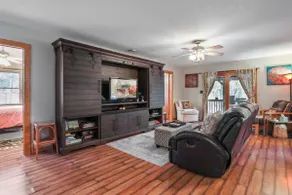 Hope's Haven: Hot Tub, River Access, Pet Friendly - Image 4