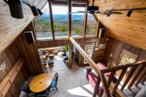 Chalet w/hot tub, deck & fire pit - Image 4