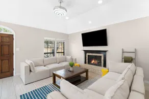 The Corniest Property in Texas ♥ 5 BR  ♥ - Image 3
