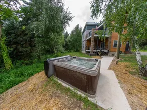 Private 60-Acre Escape | Hot Tub & Scenic Trails - Image 4