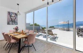 Gorgeous Apartment In Rijeka With Wifi - Image 4