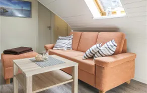 5 Bedroom Amazing Home In Wurster Nordseeküste - Image 4
