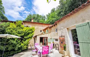 Awesome Home In Goult - Image 5