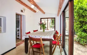 Awesome Home In Goult - Image 3