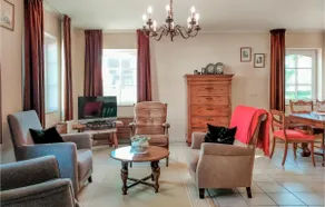 2 Bedroom Gorgeous Home In Ijzendijke - Image 3