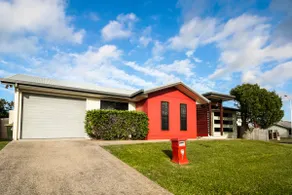 WhitsunStays - Casa Crimson - Image 2