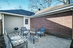 Lovely Two Bedroom Getaway Near the Reservoir - Image 5