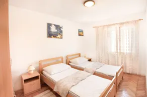 Apartments Milica (81401-A1) - Kastel Stari - Image 3