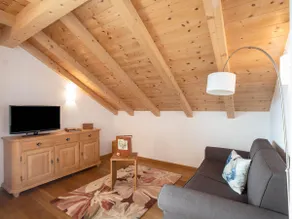 Appartamento 'Wernerhof Fewo Rosela' con vista sulle montagne, giardino comune e Wi-Fi - Image 5