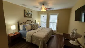 3BR Walk-In w/Loft ~Pool~ Free Tickets! (Paradiso) - Image 2