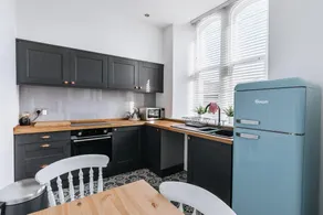 Apartment near the Peak District National Park - Image 2