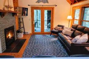 Superior Sanctuary: Refined Rustic in the Woods - Image 2