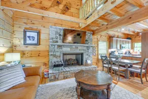 Cozy Retreat w/ Deck & Sapphire Resort Access! - Image 4