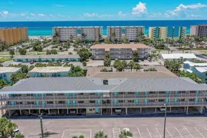 Okaloosa Island White Sand Beach 1BR Condo Getaway - Image 2
