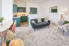 Host & Stay - Beach View - Image 2