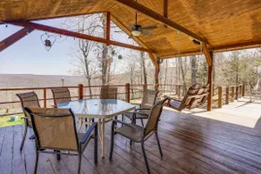 'Bullfrog Bluff' Mountain View Cabin w/ Deck! - Image 2