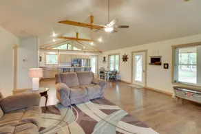 'Bullfrog Bluff' Mountain View Cabin w/ Deck! - Image 5