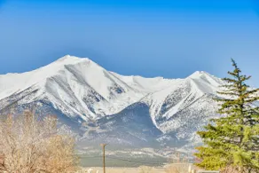 Pet-Friendly Buena Vista Home w/ Yard & Hot Tub! - Image 3