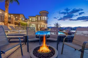 Lakefront Dream: Misters and The Best Corner Lot on the Lake! EV! - Image 5