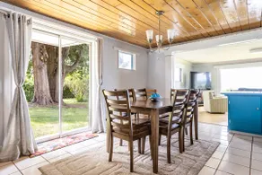Peaceful Beachfront Getaway w Sweeping Water Views - Image 4