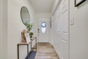 7 Mi to Camelback Mtn: Chic Penn Estates Home - Image 4