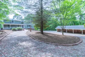 Large Hillside Retreat with Pool and Hot Tub - Image 4