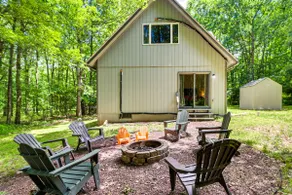 Furnished Deck + Fire Pit: Poconos Outdoorsy Gem - Image 2