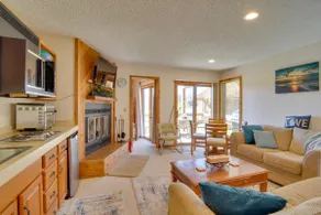 Schuss Mountain Resort Condo: Steps to Golf! - Image 3