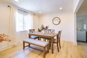 @ Marbella Lane - Vibrant 4BR RWC Ldry + P - Image 3
