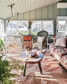 1700s Farmhouse on 34 acres, Antique Lover's Dream - Image 4