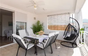 Amazing Apartment In Klek With 2 Bedrooms And Wifi - Image 4