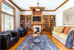 Wisteria 12South | Historic Charmer, Sleeps 10 - Image 2
