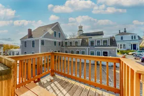 Historic District Hideaway with Home Office - Walk - Image 4