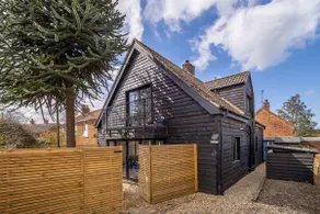 Monkey Puzzle Cottage - Image 2