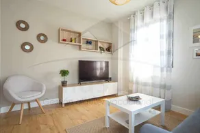 Jovial Estación Apartamento - Image 2