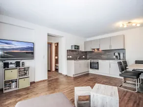 Kinderfreundliche charmante Wohnung mit Grill und Terrasse | Bergblick - Image 2