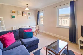 Host & Stay - Westbrook Road - Image 5
