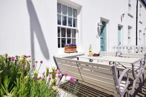 Seashell Cottage - Worthing - sleeps 4 guests  in 2 bedrooms - Image 3